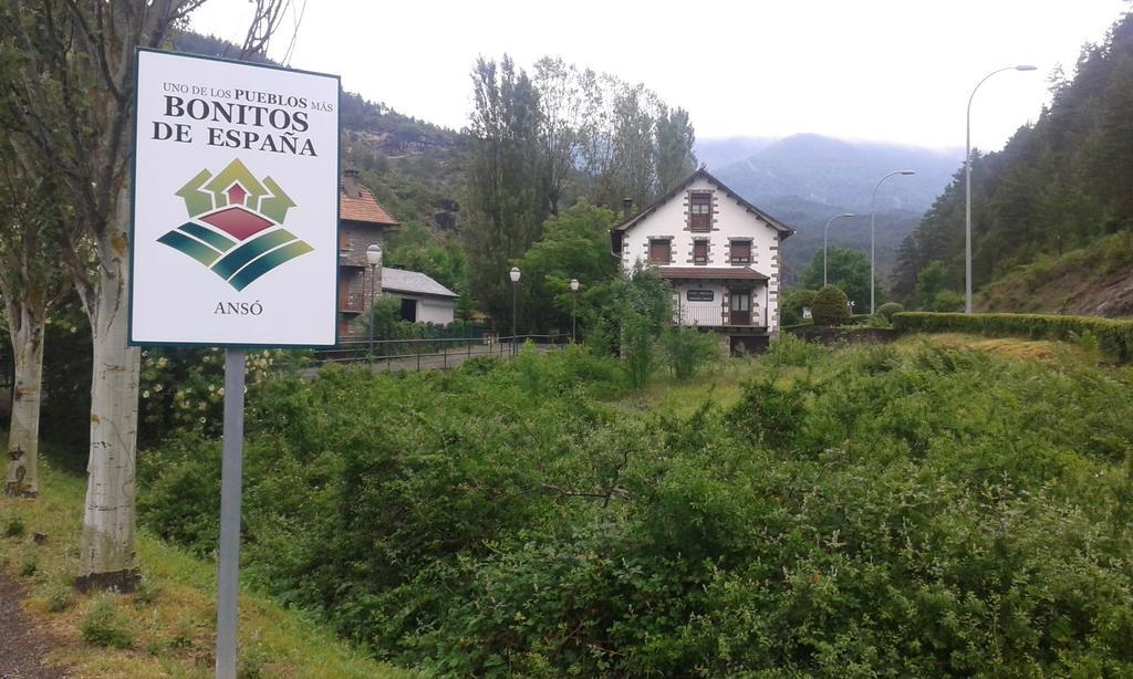 Ansó Casa Ursulaゲストハウス エクステリア 写真